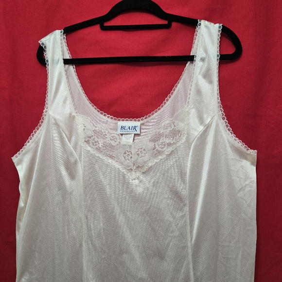 ``D25773 Blair Off White Maxi Slip - Picture 4 of 6